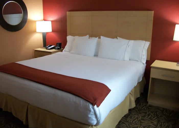 Holiday Inn Express - Cortland By Ihg